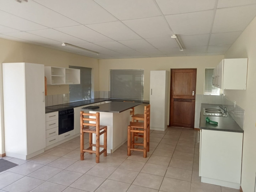 To Let 3 Bedroom Property for Rent in Denneoord Western Cape